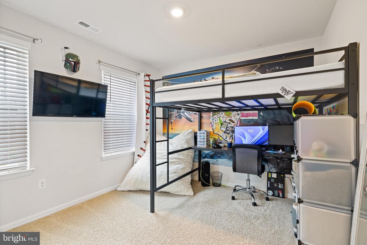 104 Flying Cloud Drive photo 20