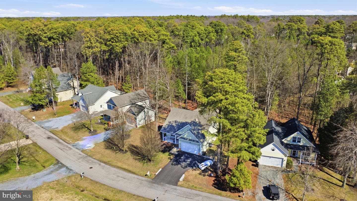 5807 Blue Claw Court photo 40