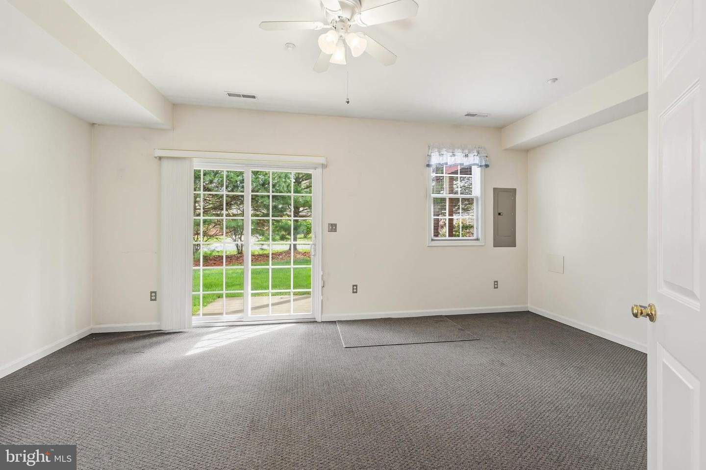 108 Oak Leaf Drive photo 28