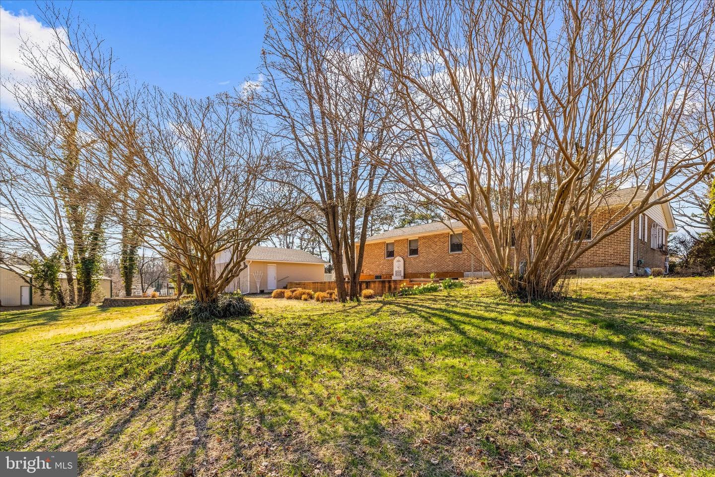 591 Mill Lane photo 53