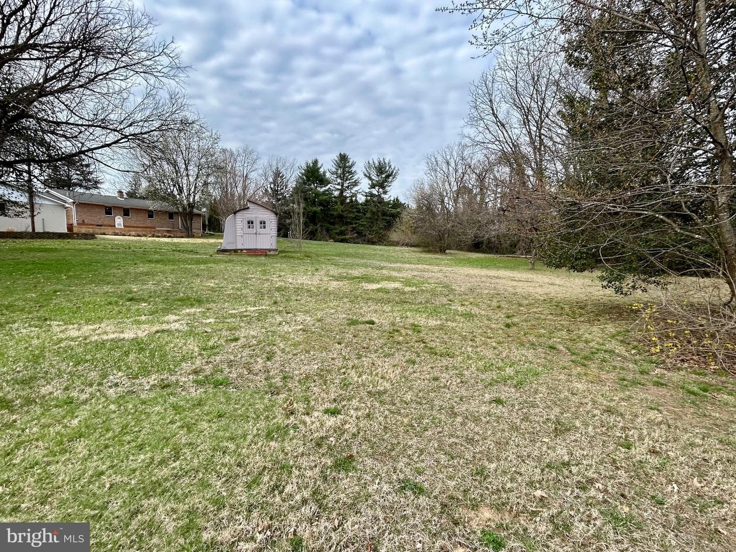 591 Mill Lane photo 57