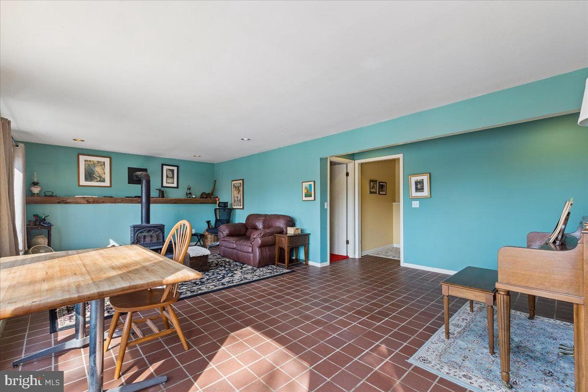 10087 John Carvill Road photo 33