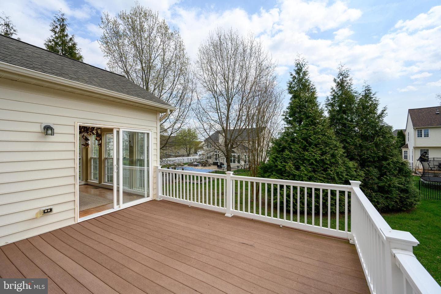 103 Sutton Way photo 22