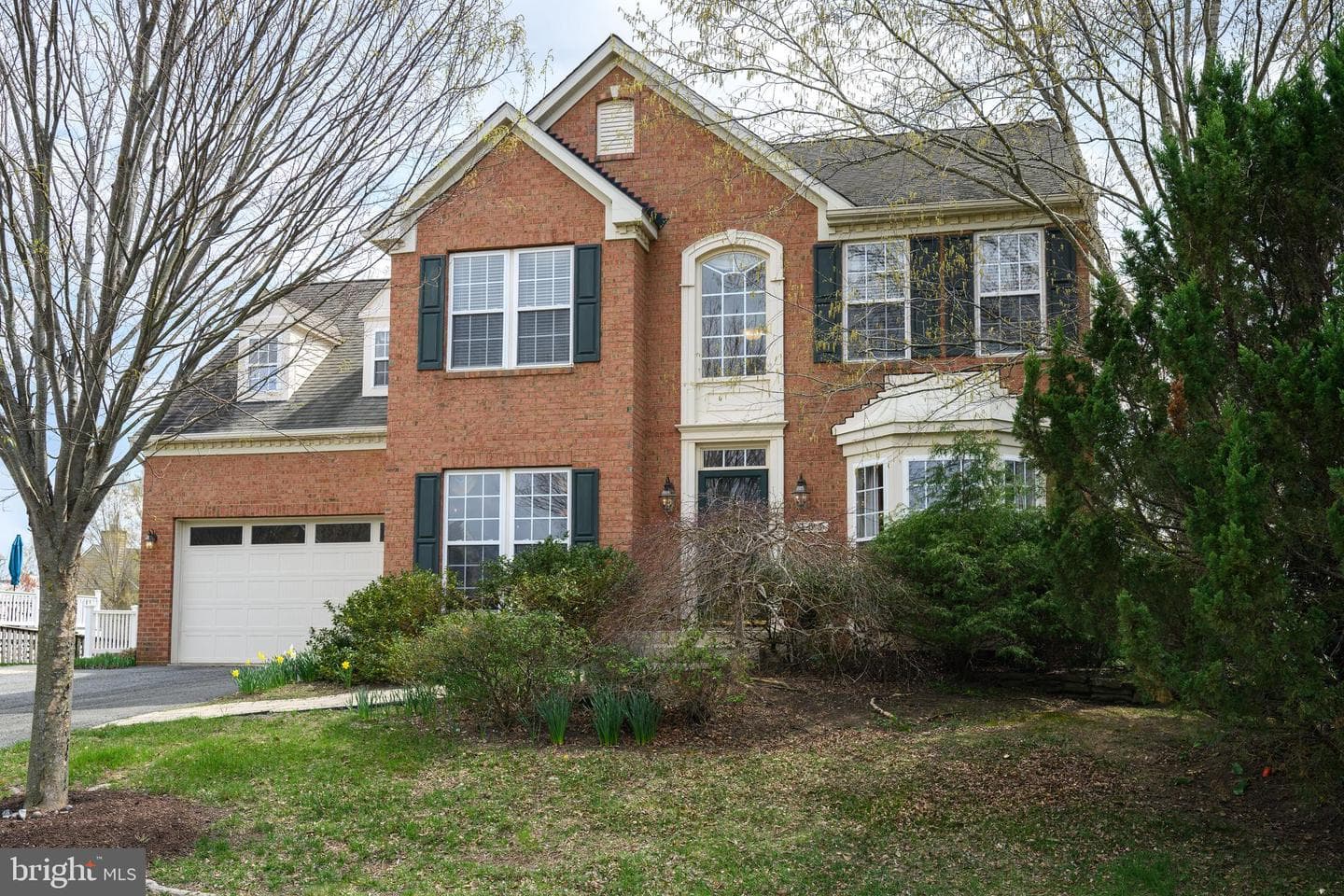 103 Sutton Way photo 3
