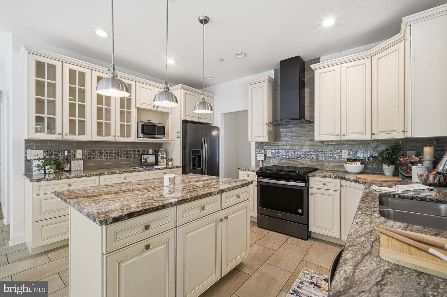 25475 Turnberry Court photo 28
