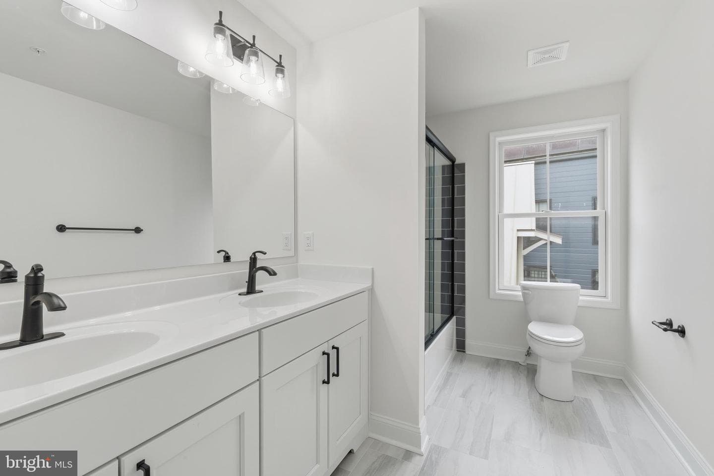 226 S Water Street photo 15