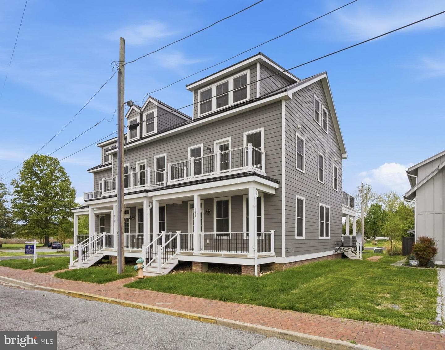 226 S Water Street photo 3