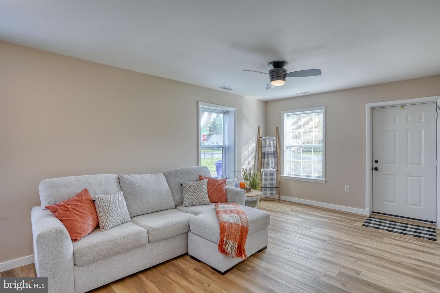 11060 Plum Drive photo 4
