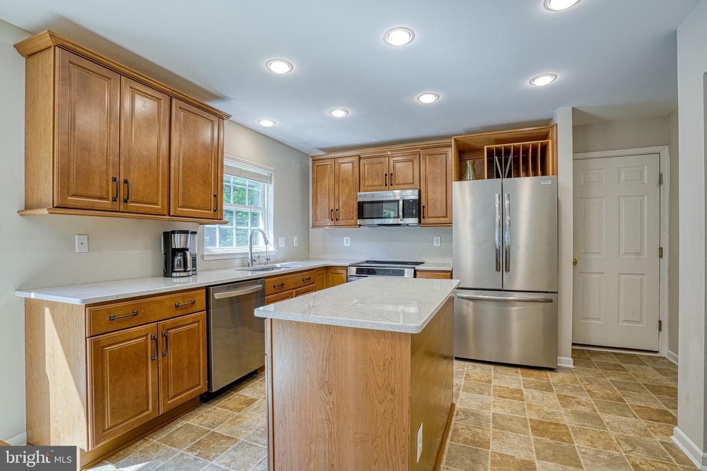 103 Trafford Drive photo 3