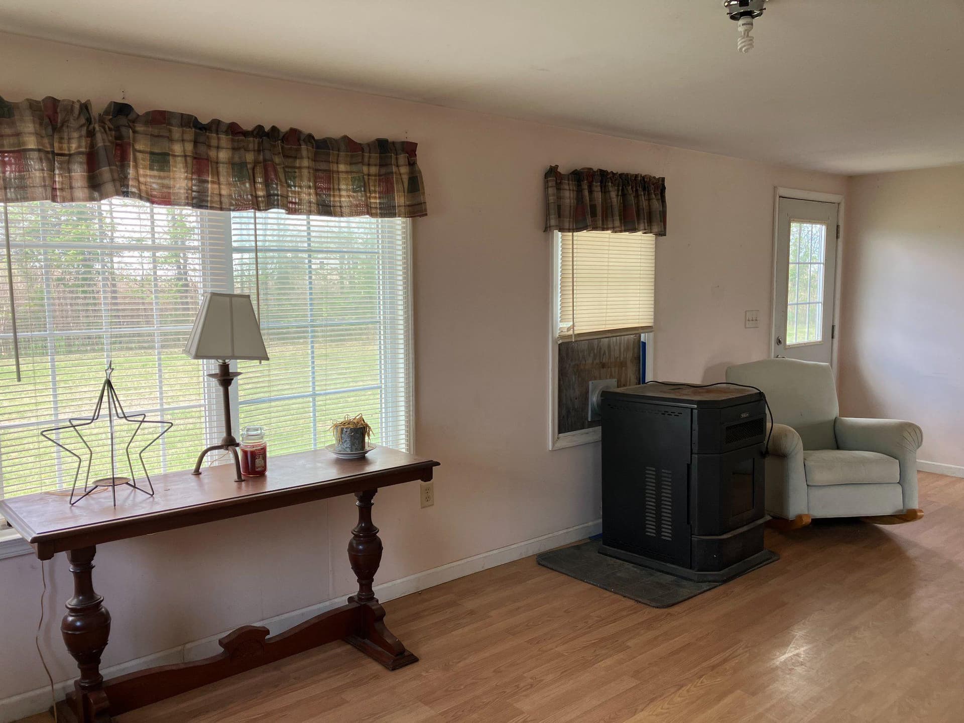 5666 Walnut Street photo 6