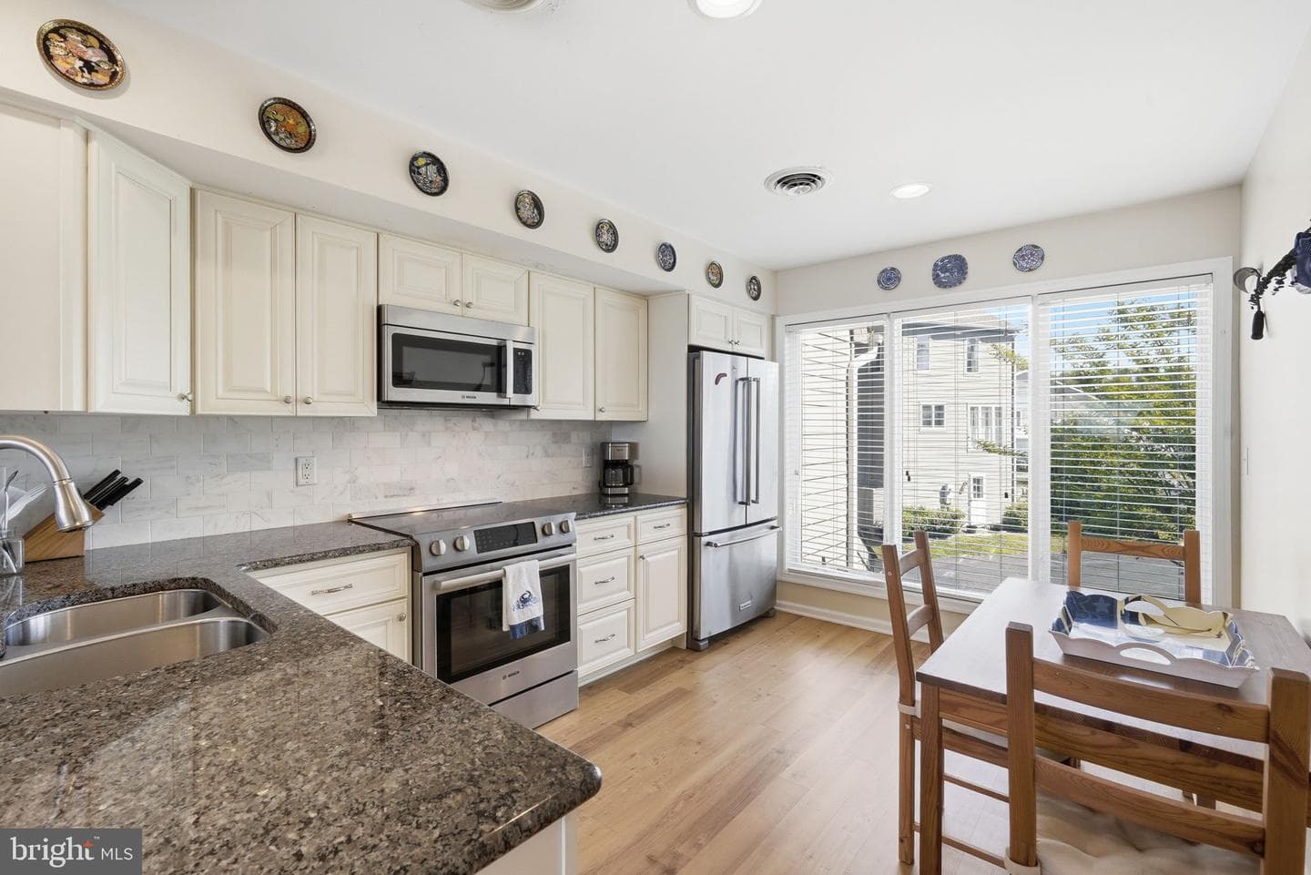 20563 Rock Hall Avenue #16 photo 10