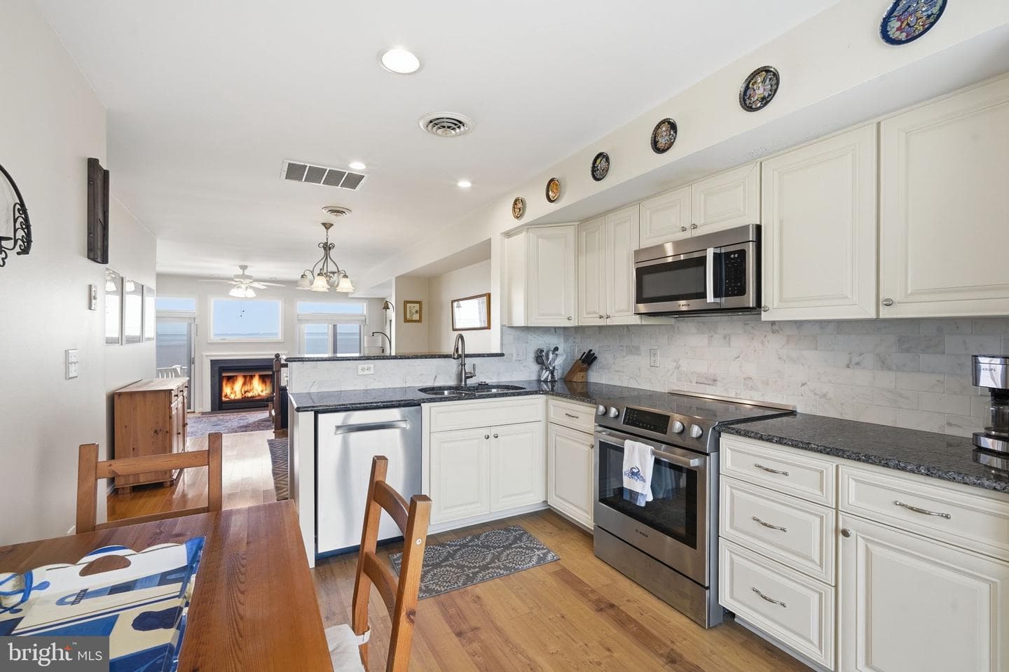 20563 Rock Hall Avenue #16 photo 11