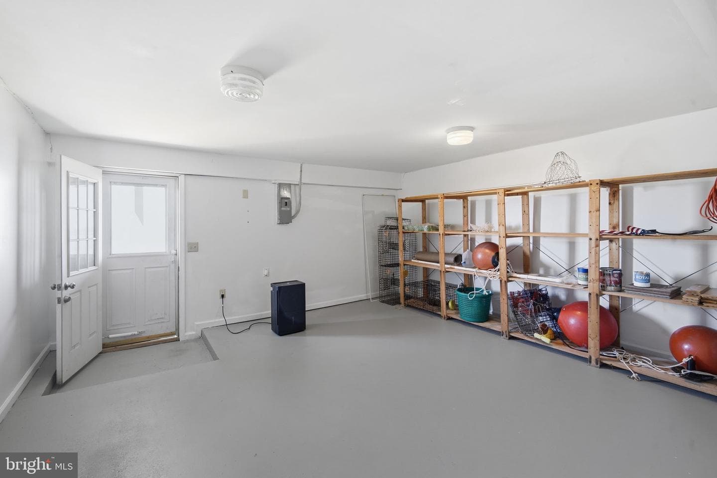 20563 Rock Hall Avenue #16 photo 26