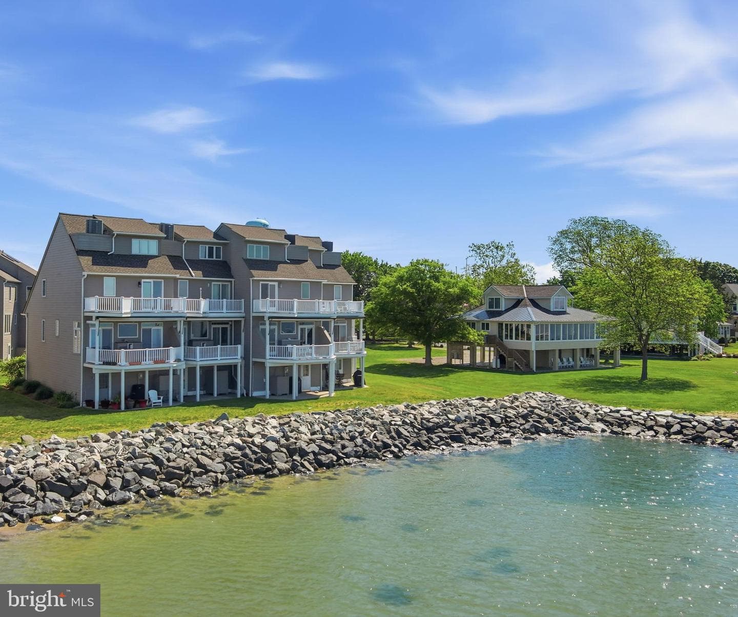 20563 Rock Hall Avenue #16 photo 29