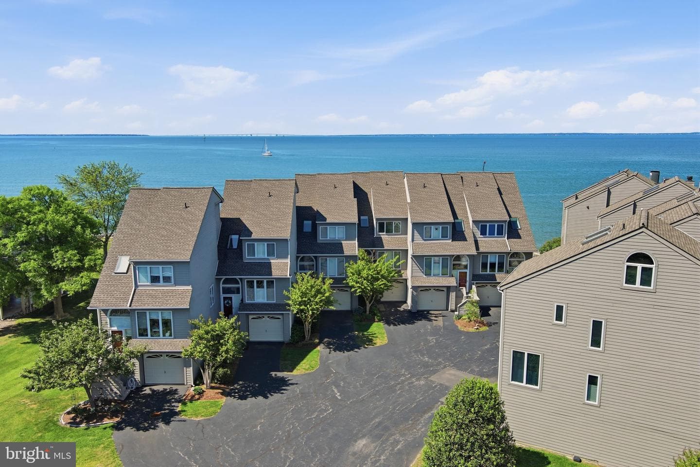 20563 Rock Hall Avenue #16 photo 3