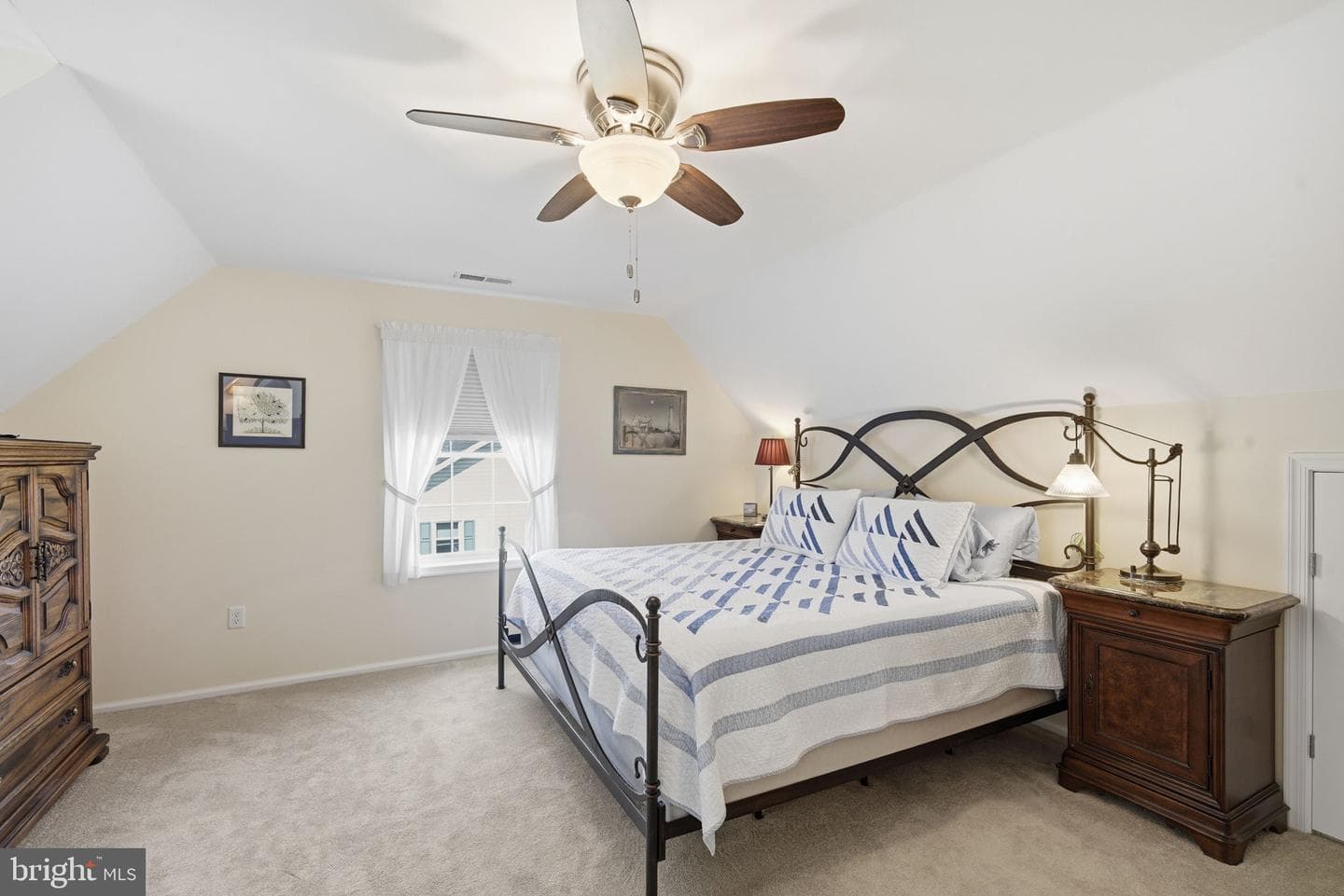 20694 Mercer Avenue photo 26