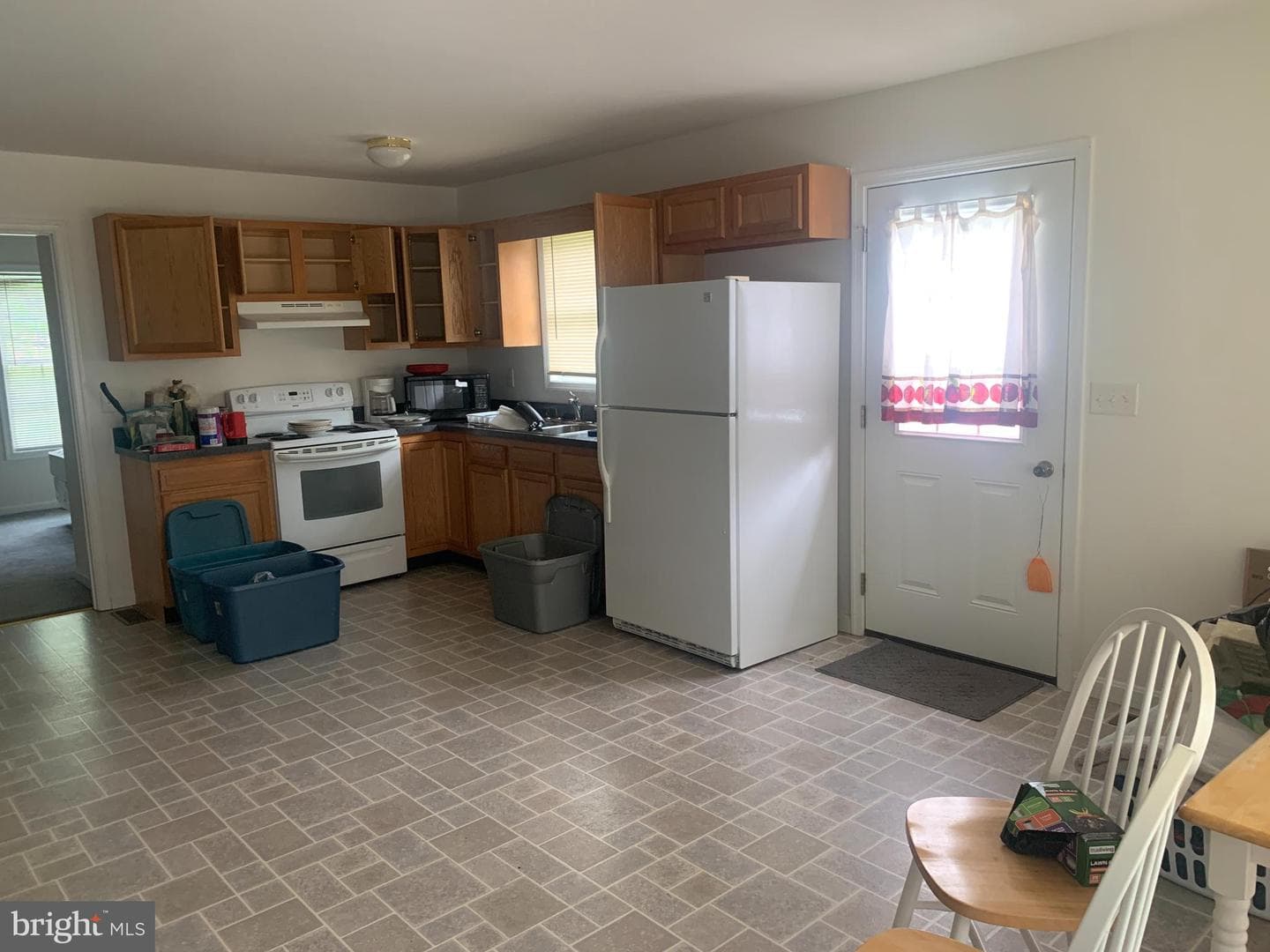 5548 Boundary Avenue photo 4