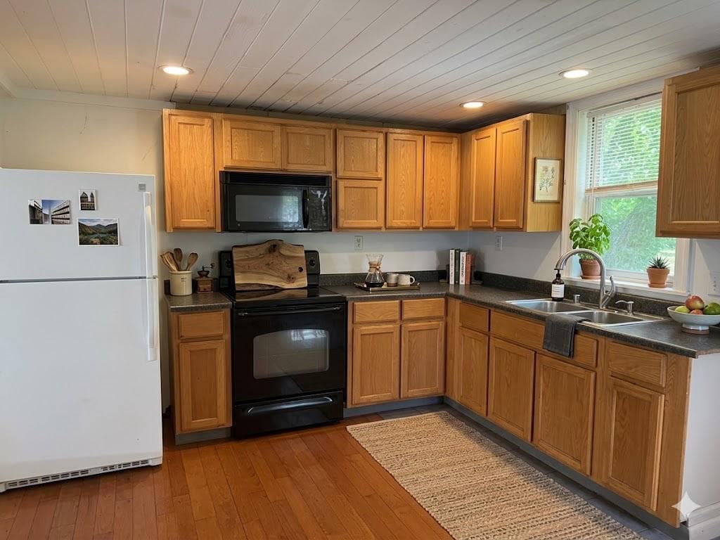 144 Prospect Street photo 4