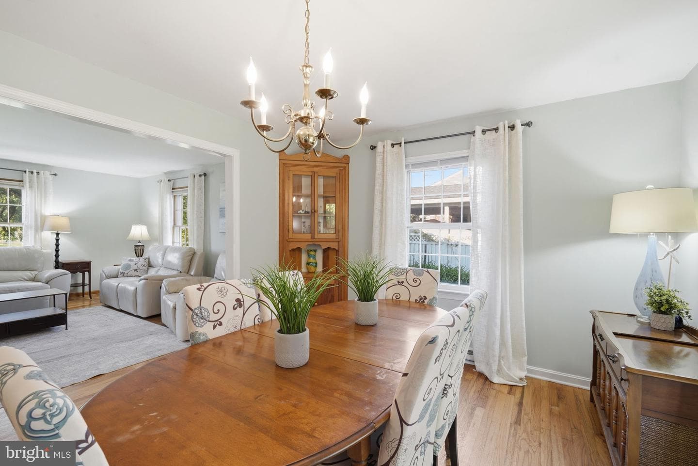 20916 Bayside Avenue photo 12