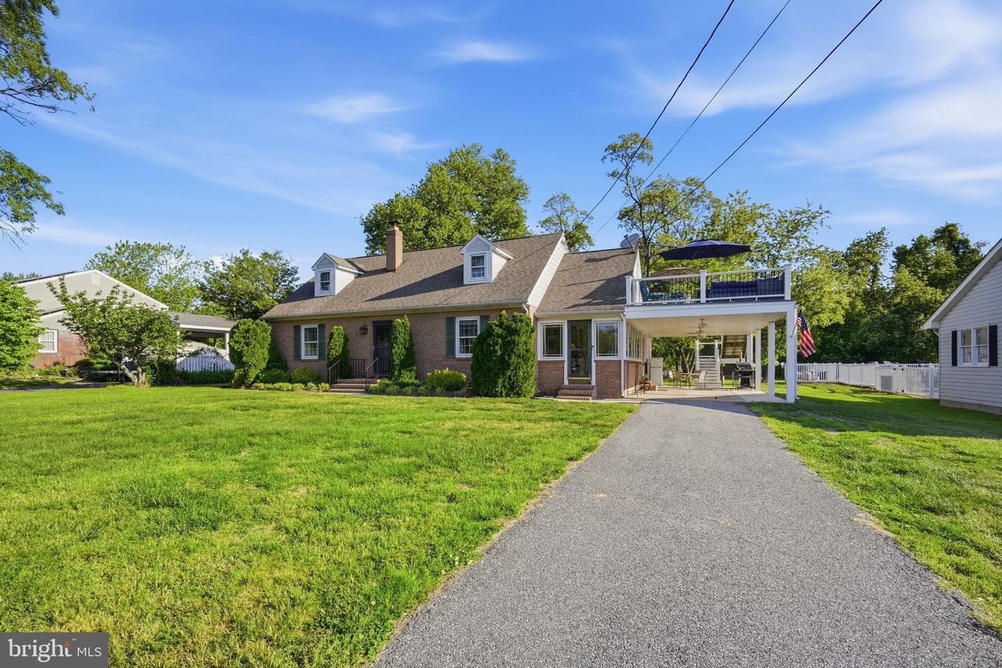 20916 Bayside Avenue photo 2