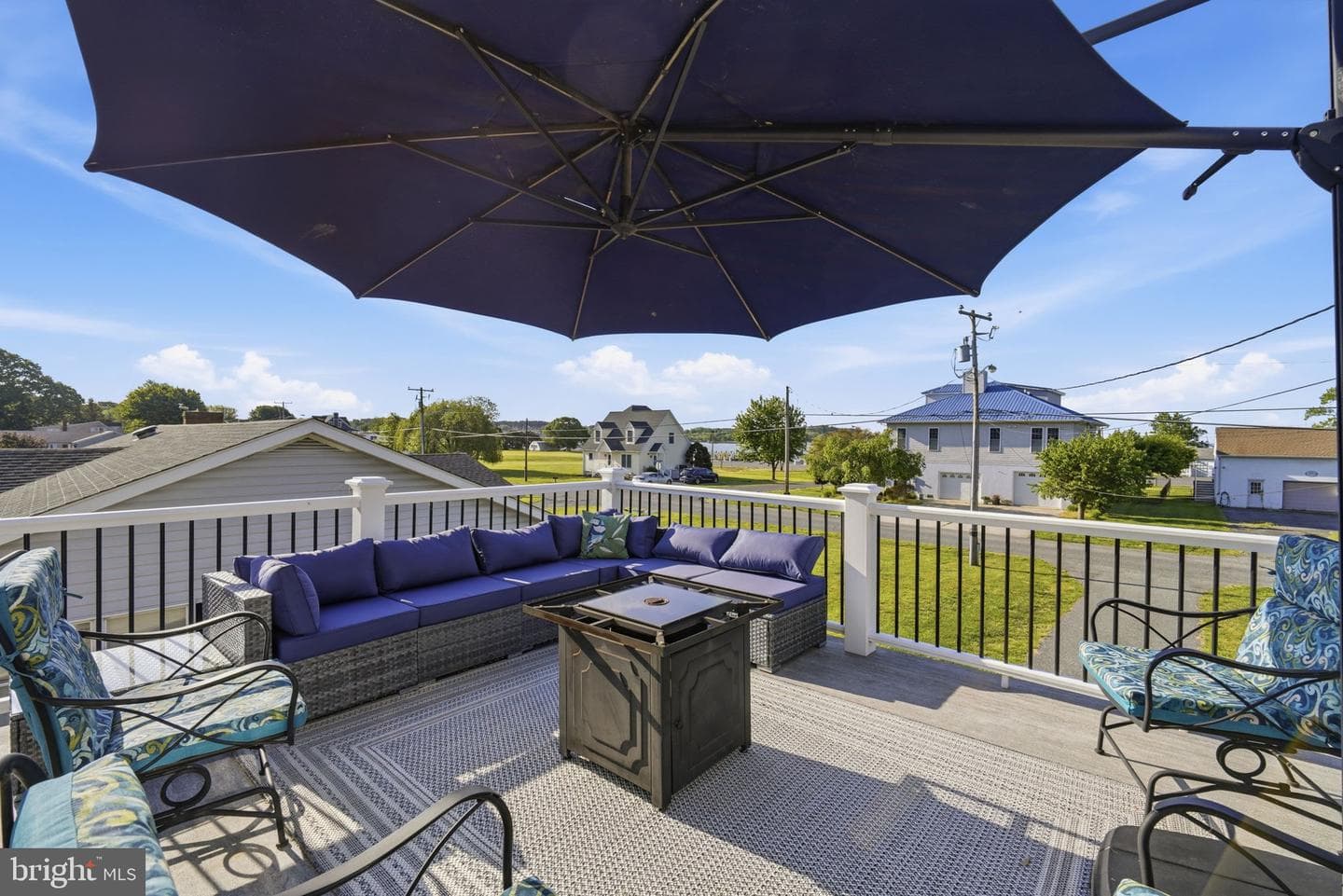 20916 Bayside Avenue photo 29