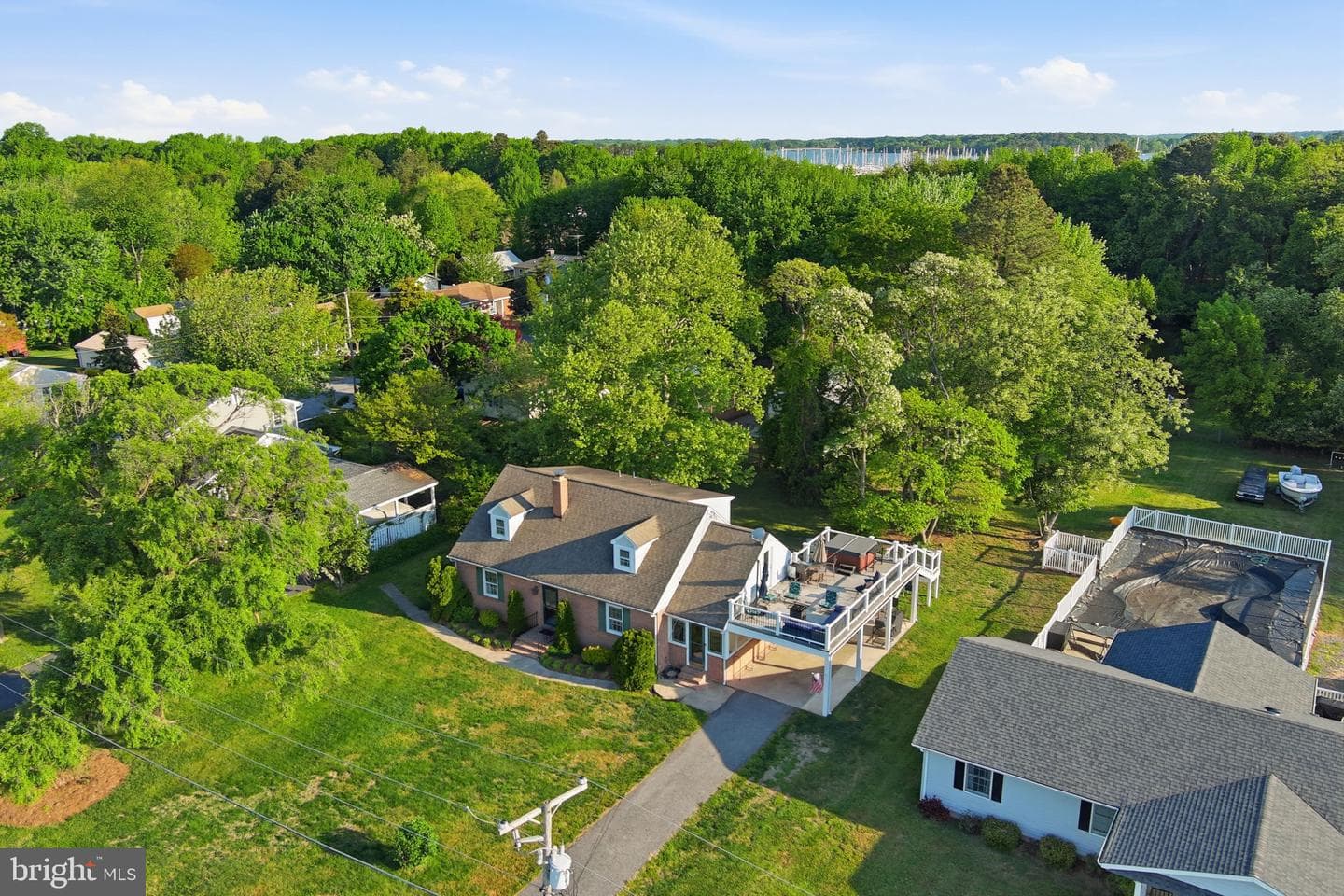 20916 Bayside Avenue photo 36