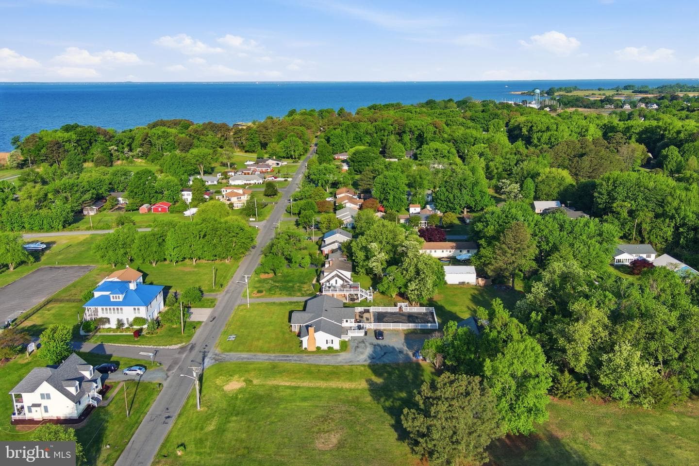 20916 Bayside Avenue photo 43