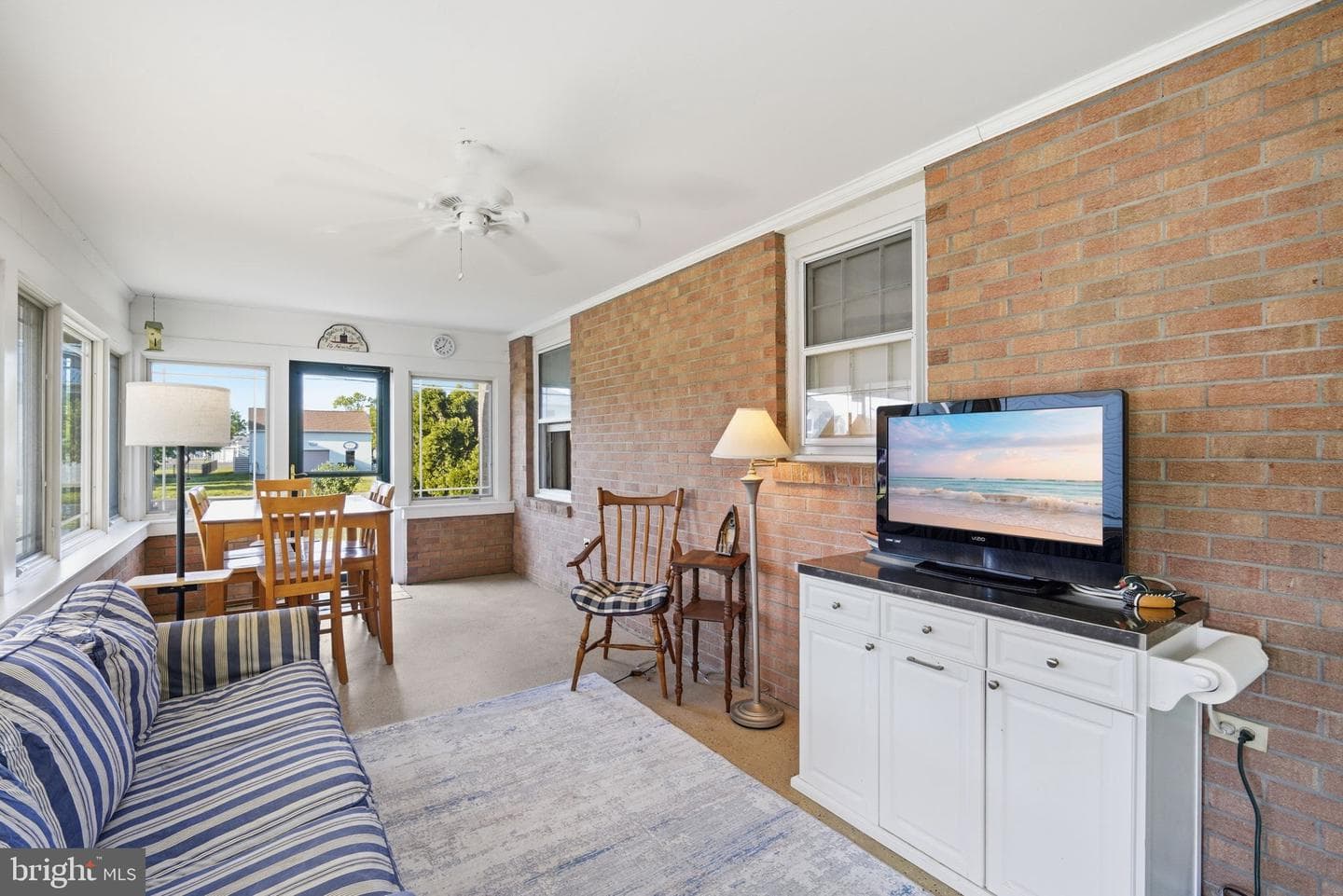 20916 Bayside Avenue photo 6