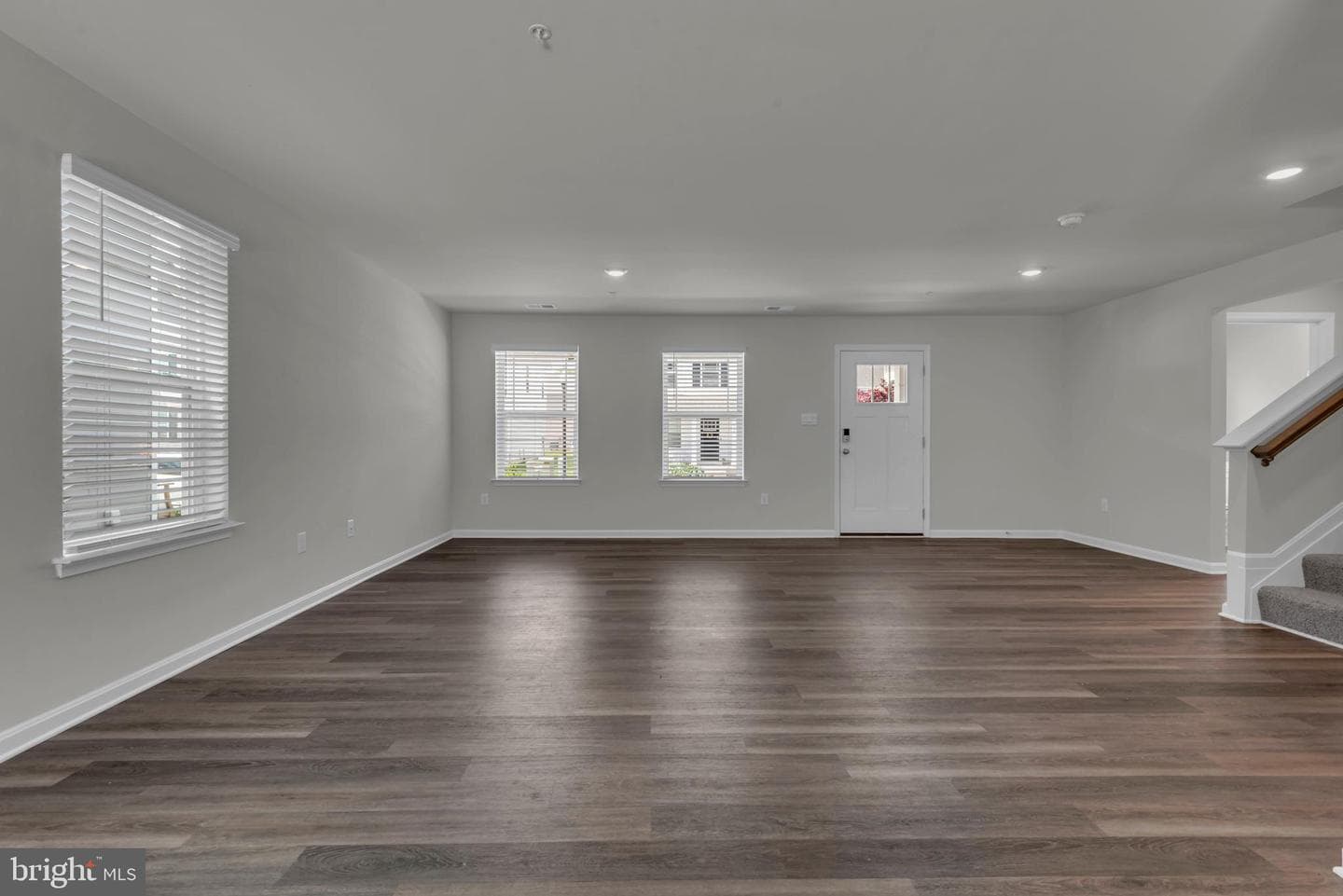 107 Flying Cloud Drive photo 10