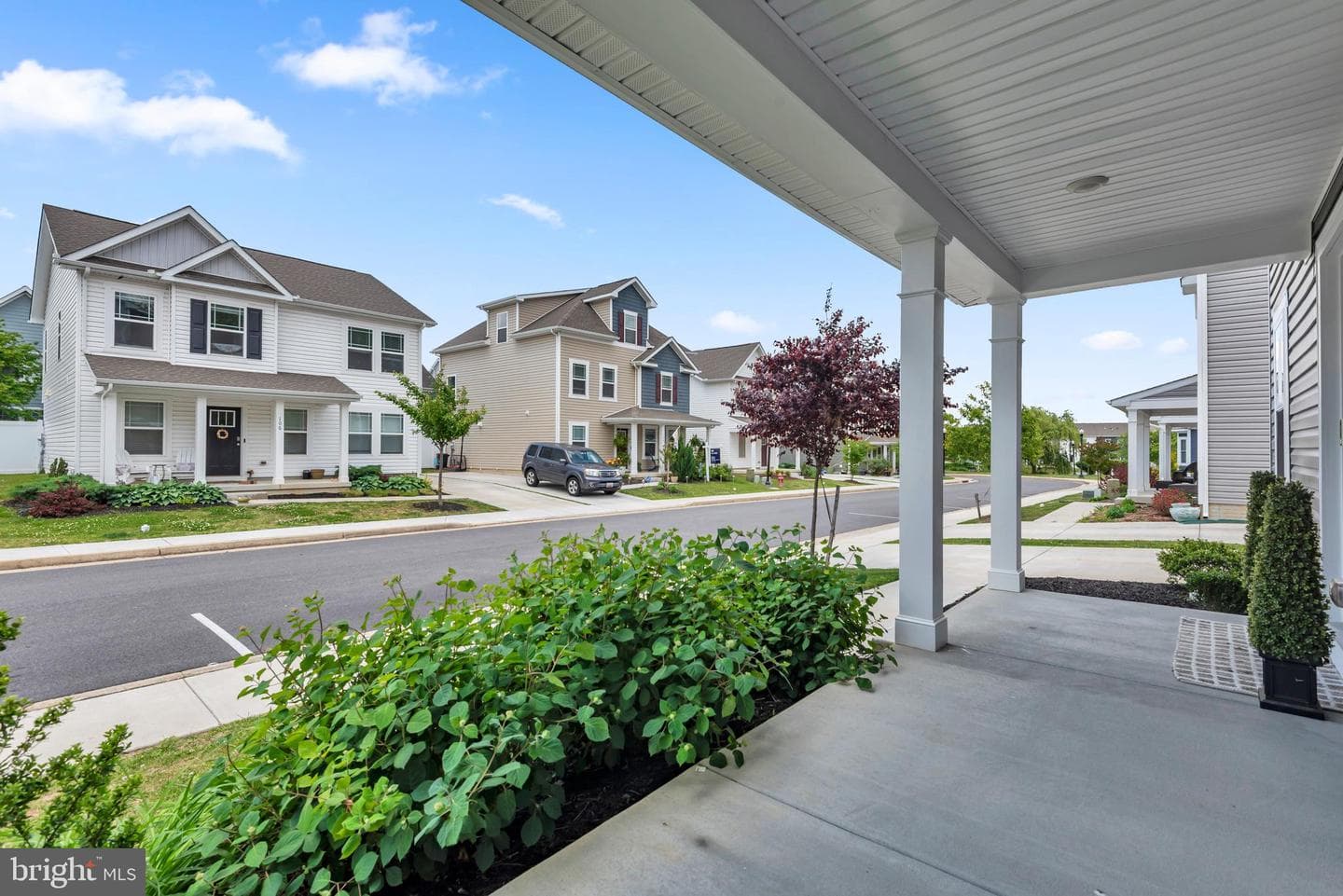 107 Flying Cloud Drive photo 4