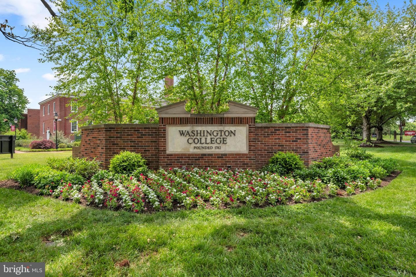 107 Flying Cloud Drive photo 44