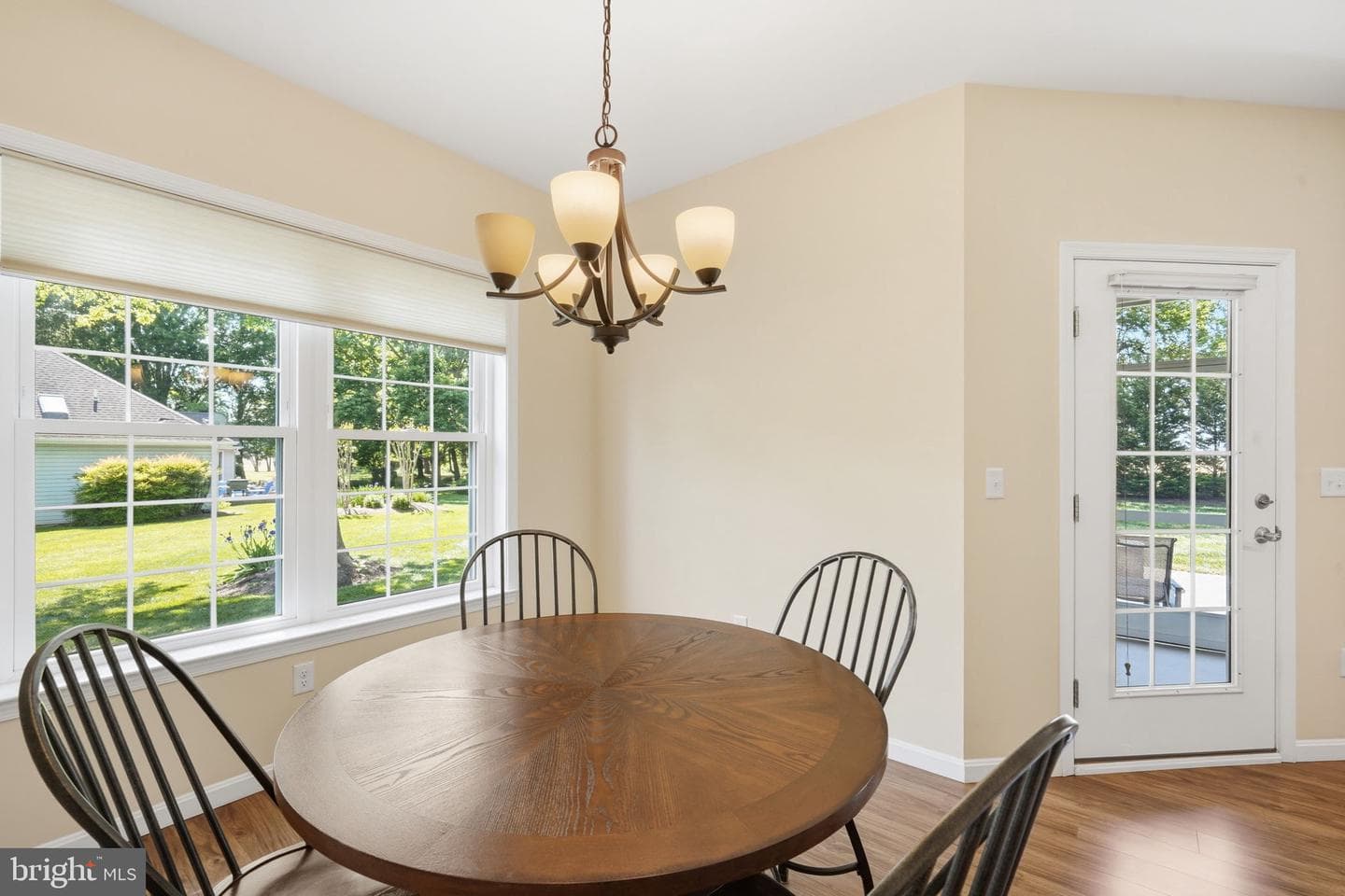 1014 Twin Court photo 16