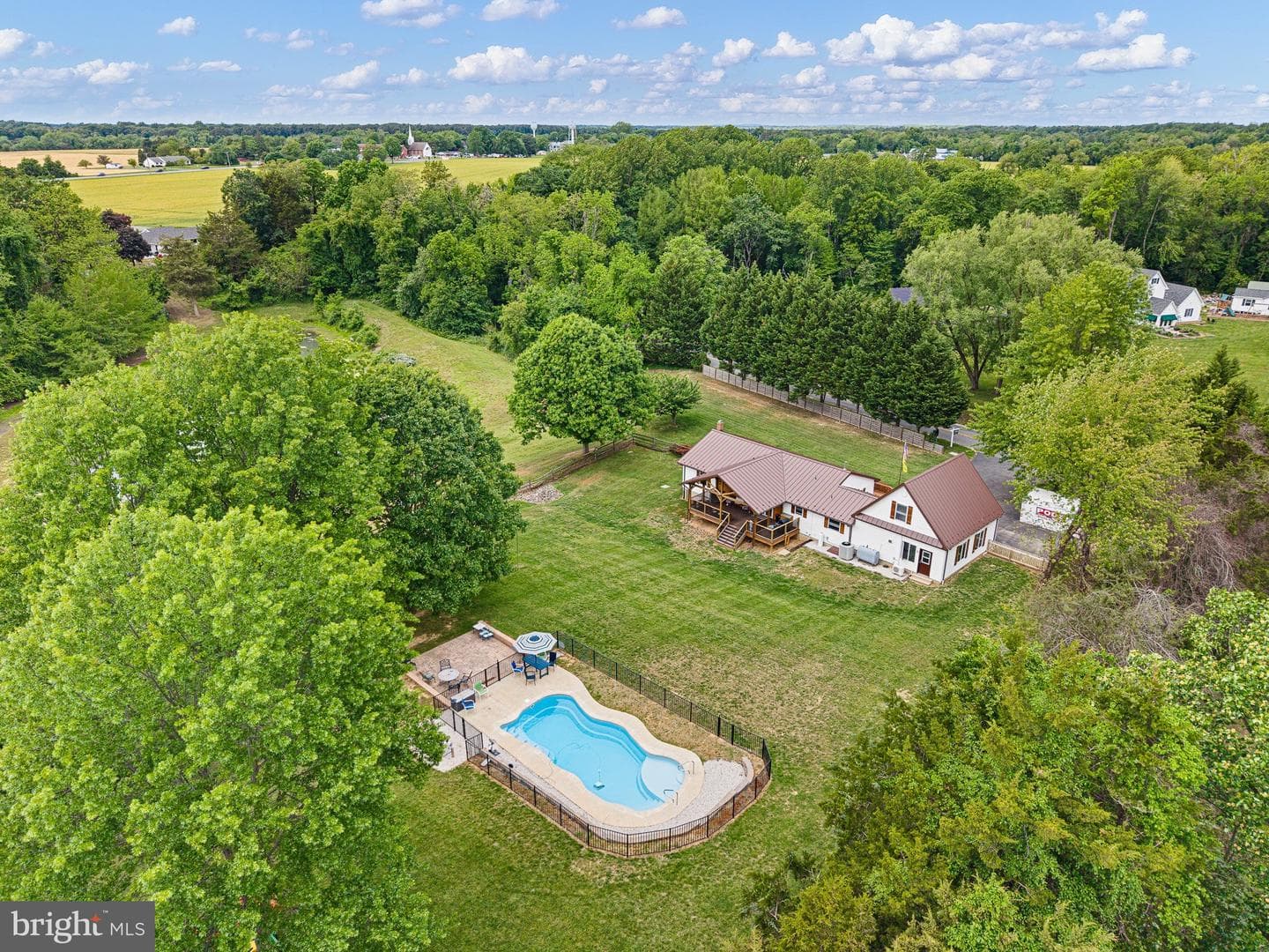 31531 Jim Davis Road photo 3