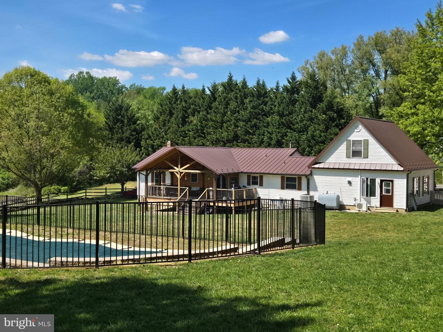 31531 Jim Davis Road photo 33