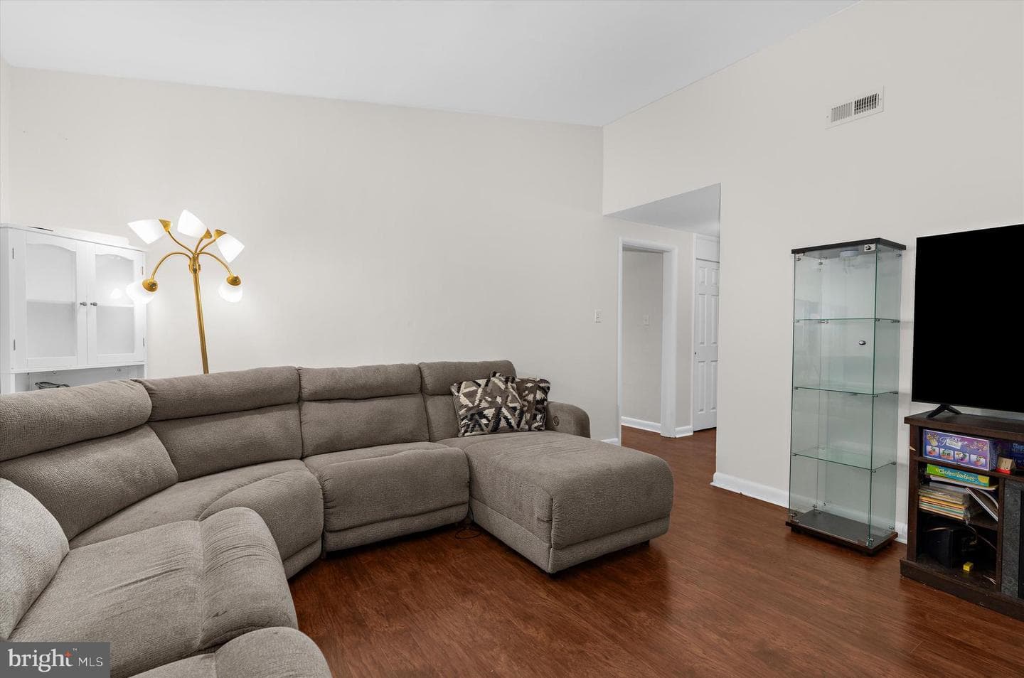 21363 Lynn Lane photo 6