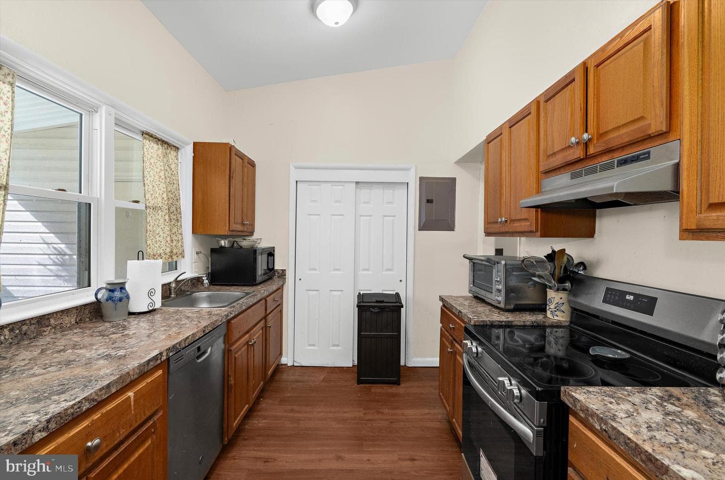 21363 Lynn Lane photo 7