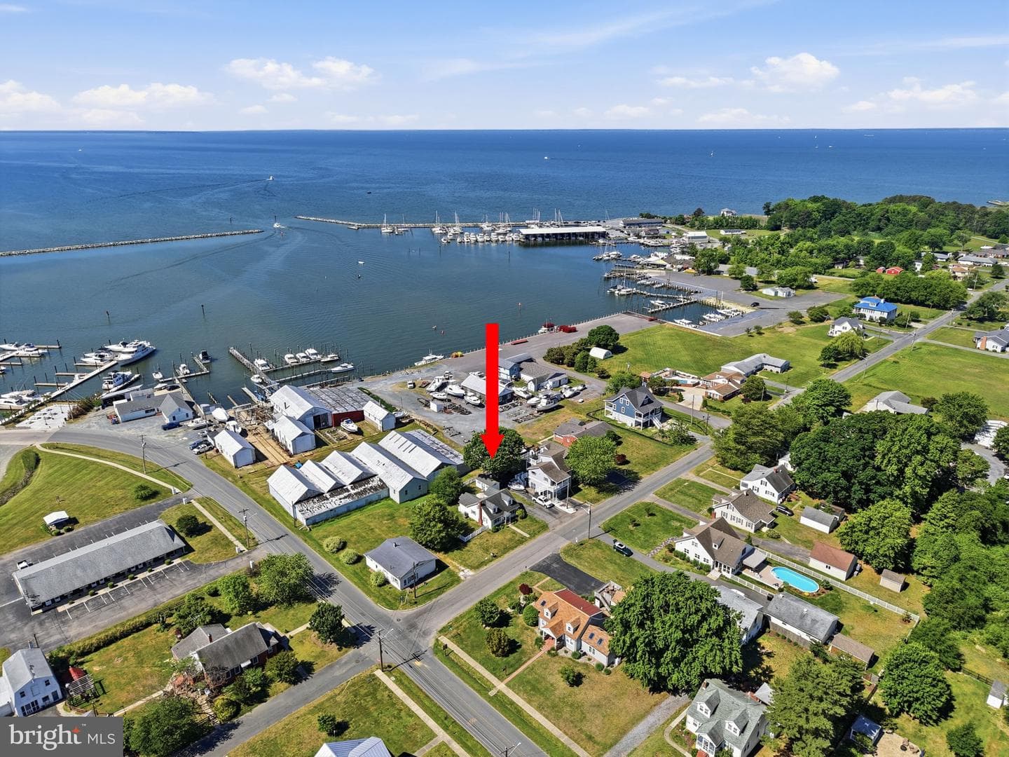 21007 Bayside Ave photo 29