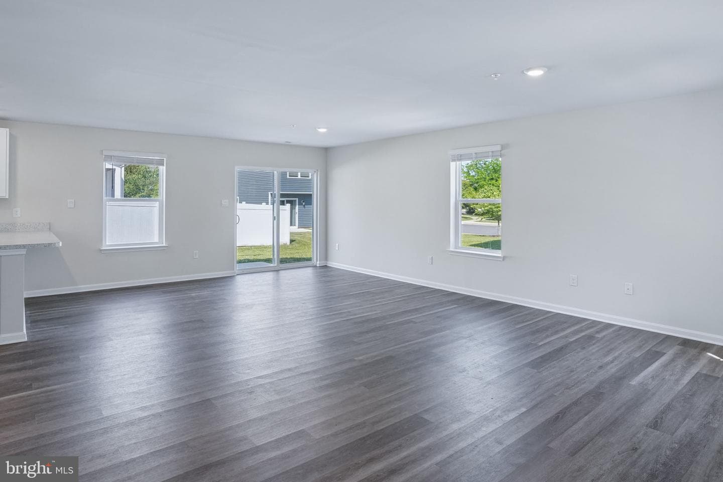 102 Flying Cloud Drive photo 16