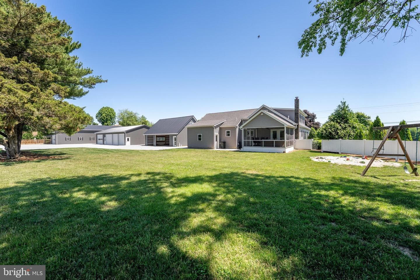 10672 Worton Road photo 6