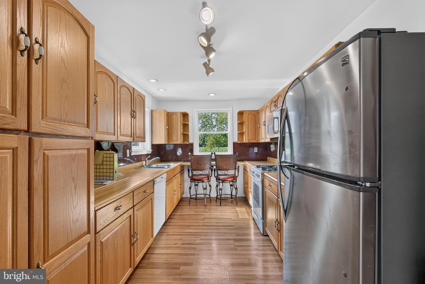 105 Dogwood Drive photo 8