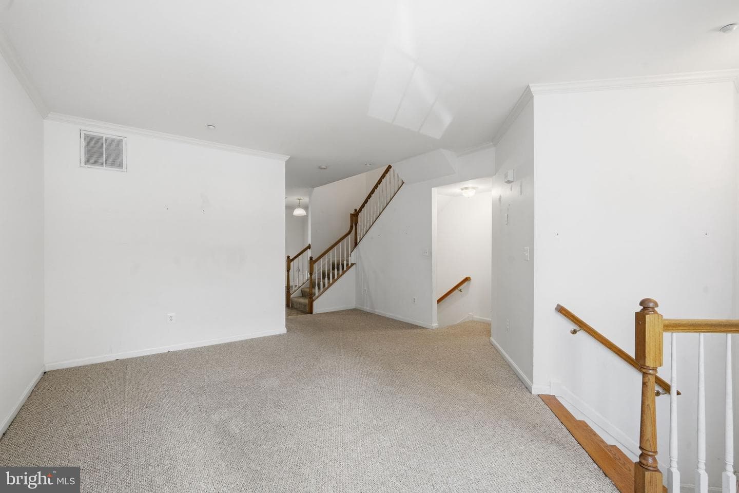 104 Acorn Drive photo 10