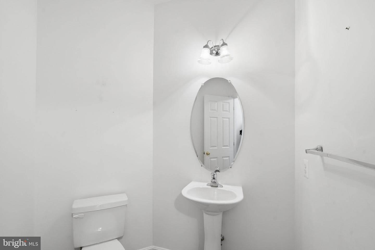 104 Acorn Drive photo 11