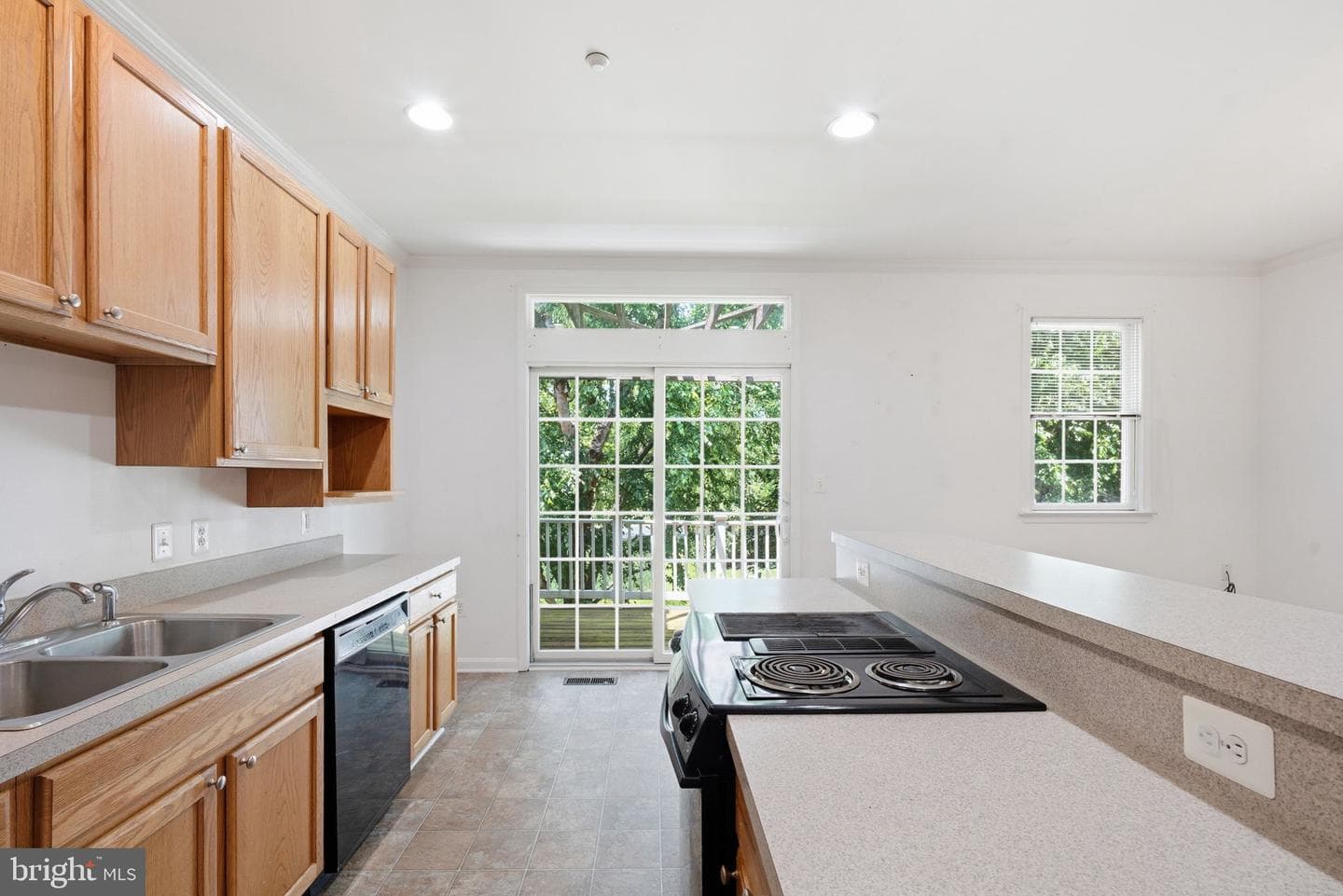 104 Acorn Drive photo 5
