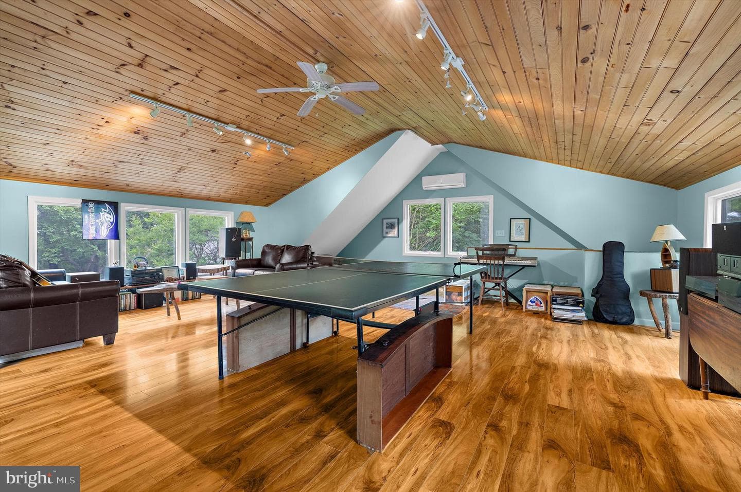 24050 Macs Lane photo 24
