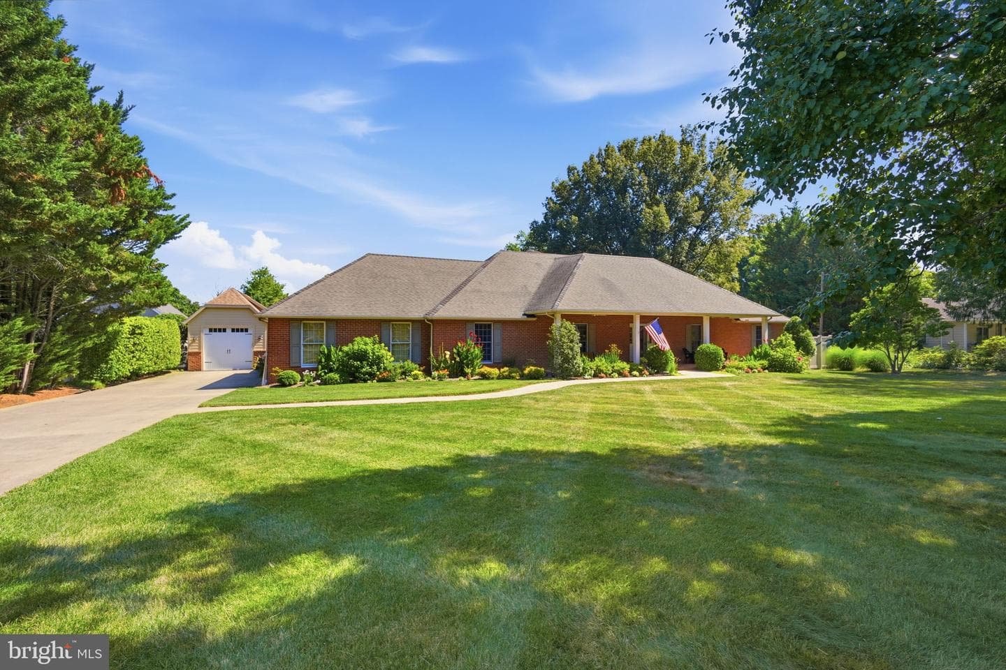 7828 Country Club Lane photo 1