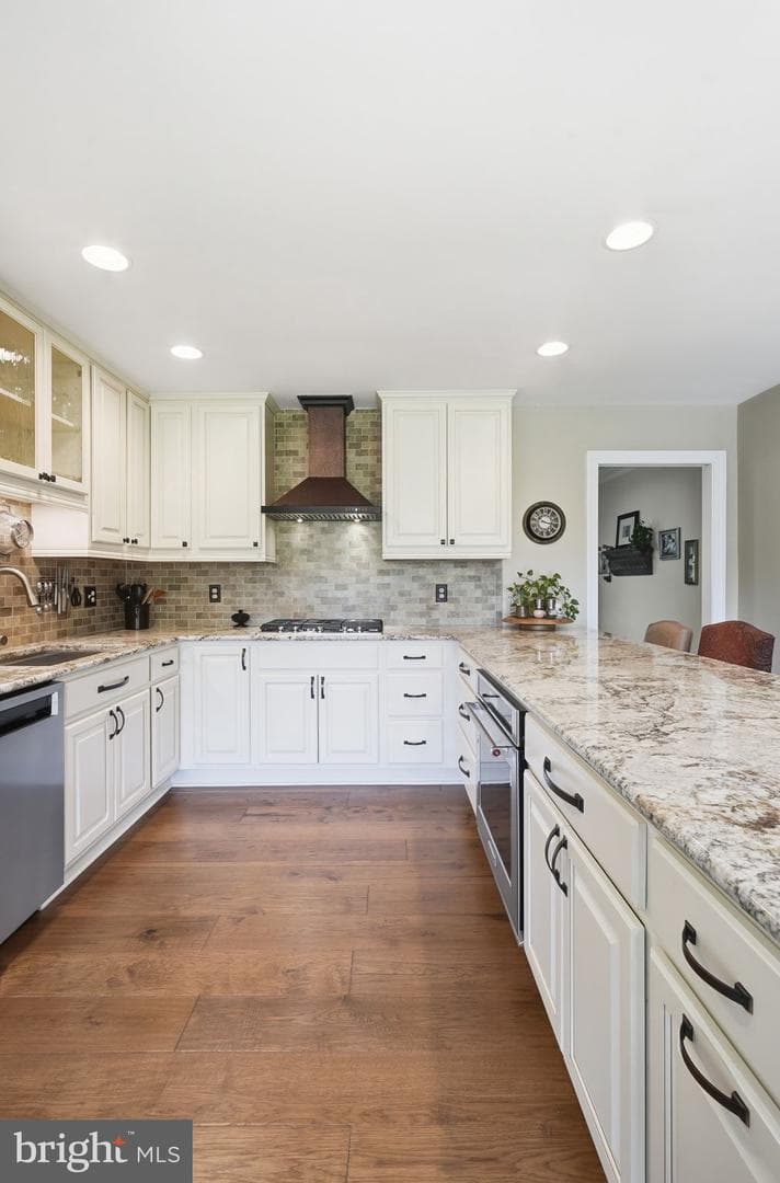 7828 Country Club Lane photo 18