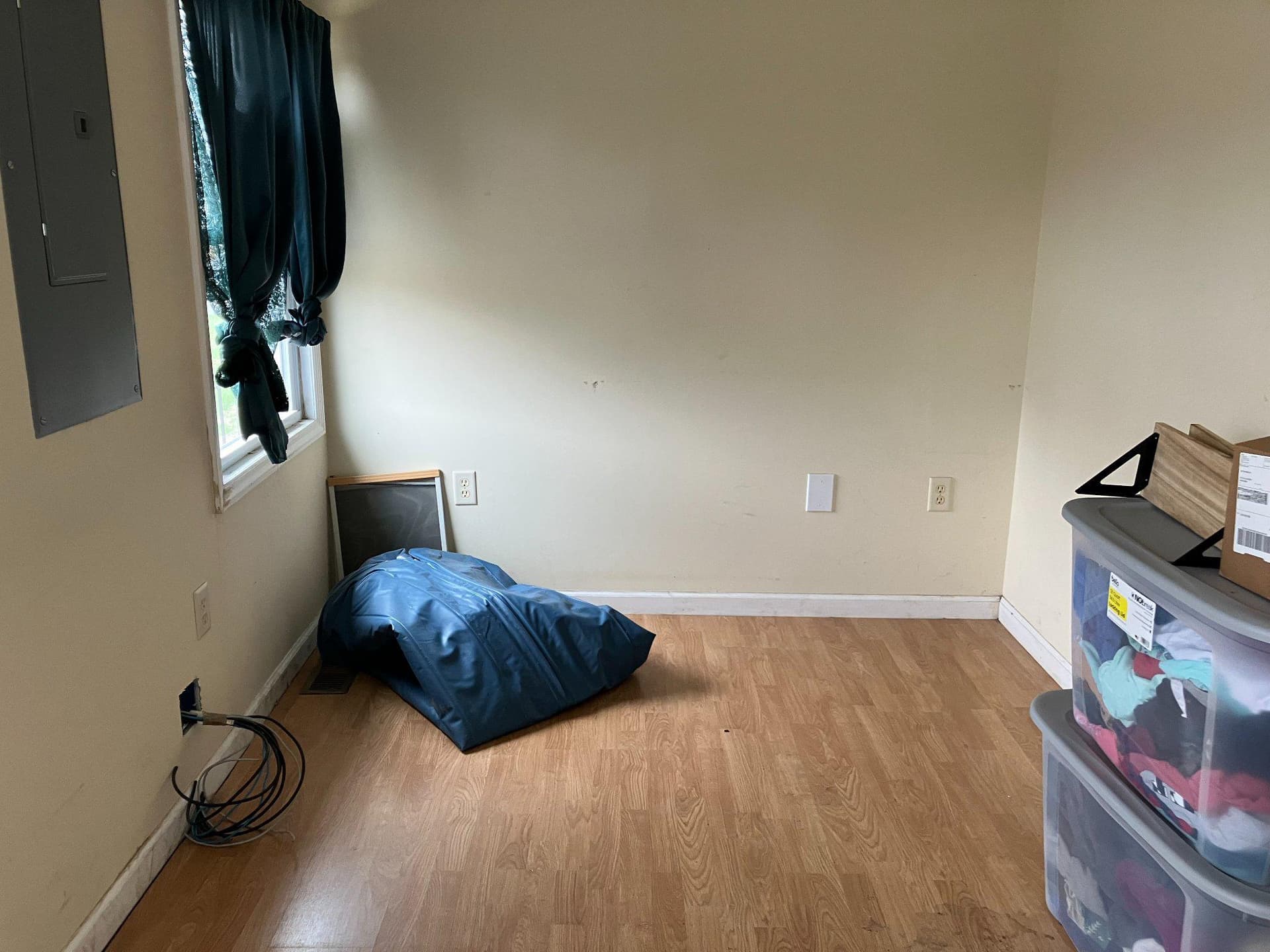 5666 Walnut Street photo 7