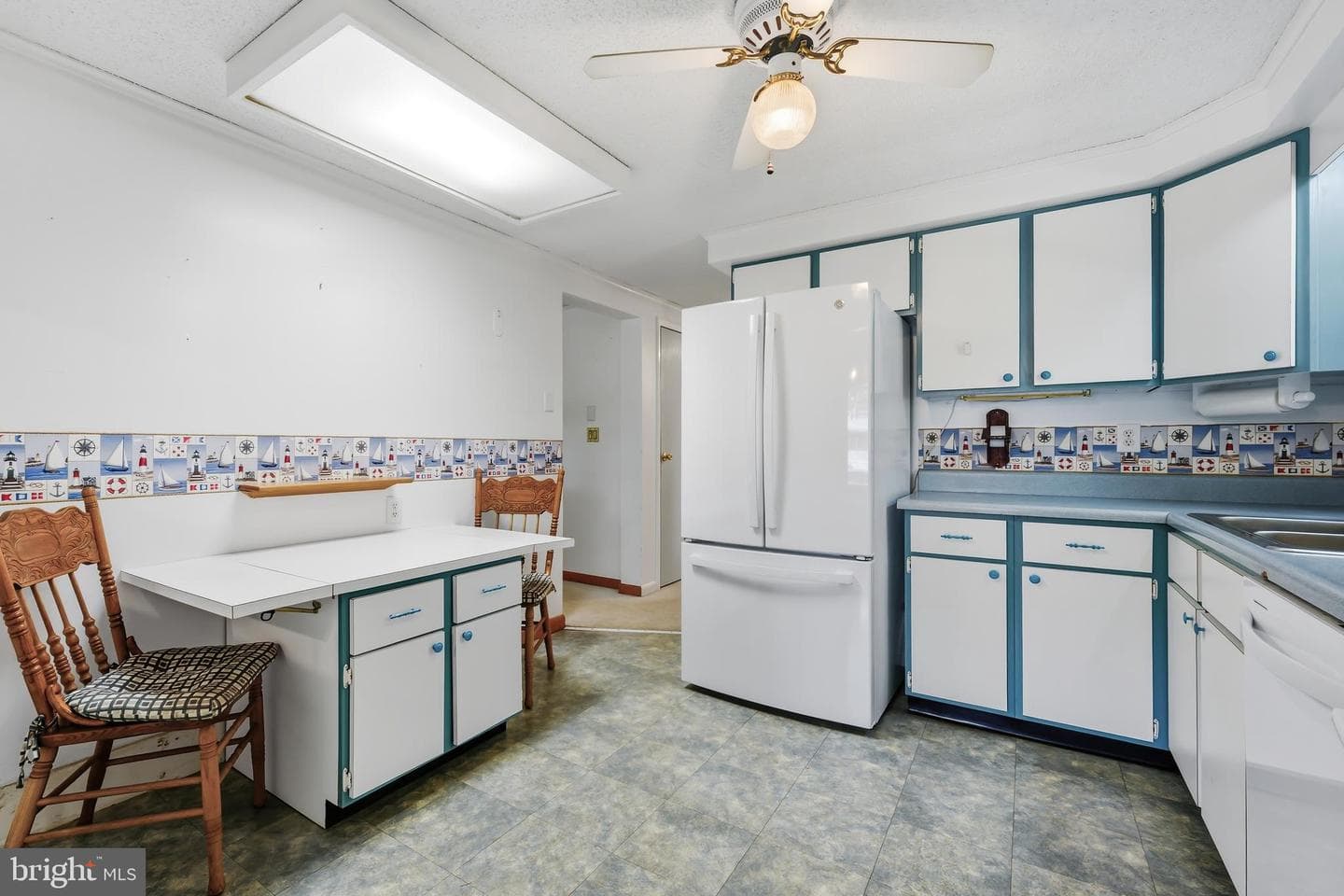 200 Manor Avenue photo 18