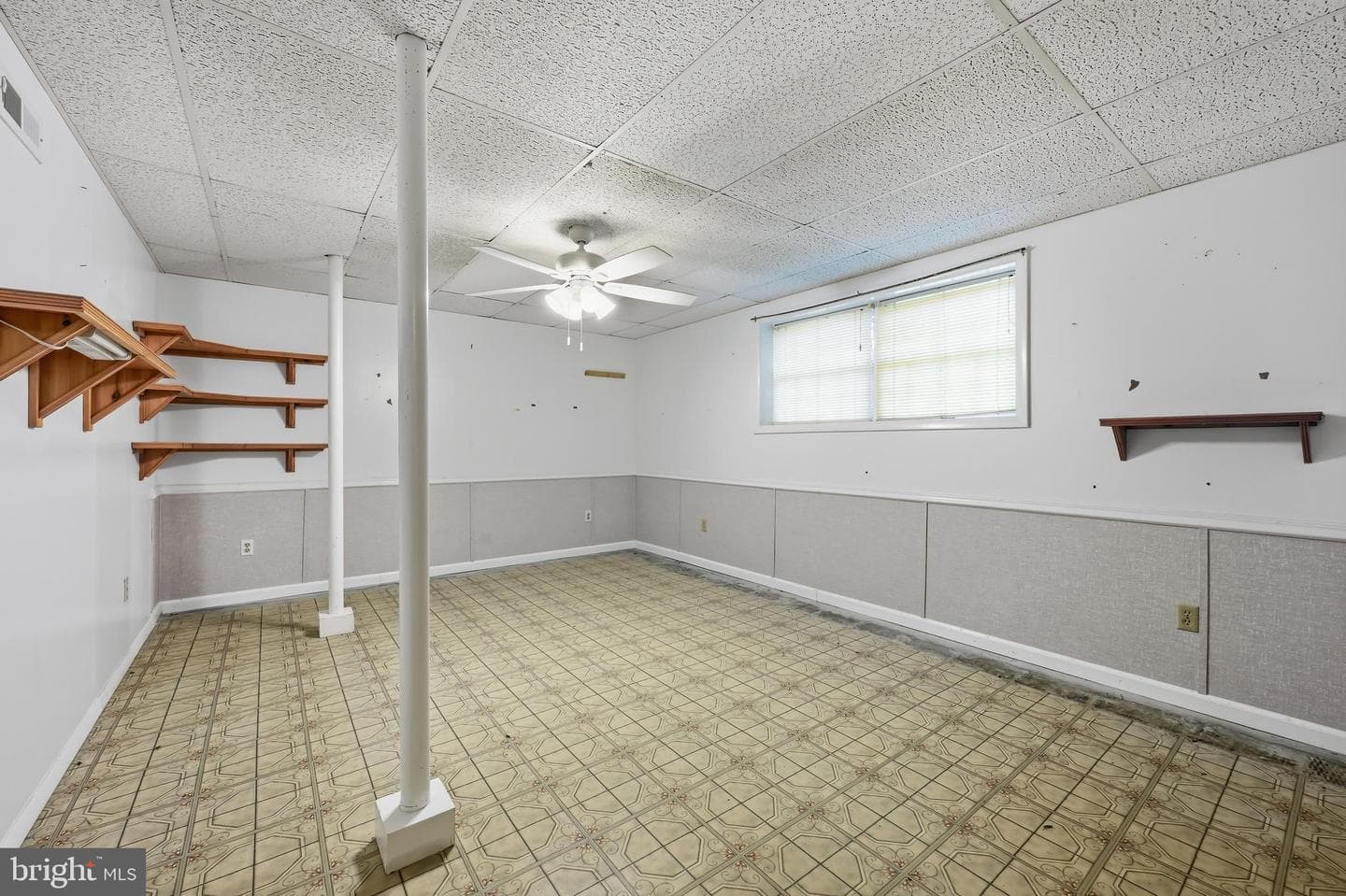 200 Manor Avenue photo 29