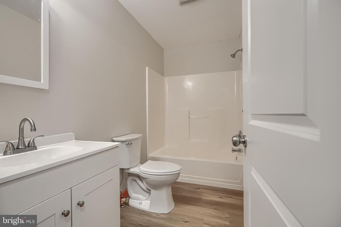 5925 Williams Street photo 7